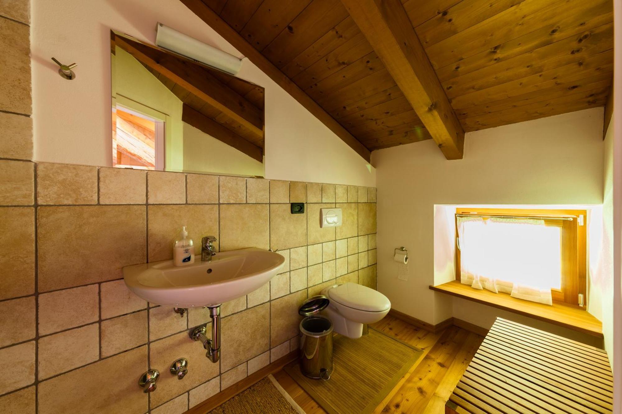 B&B Arlanch 8 Vallarsa Eksteriør bilde