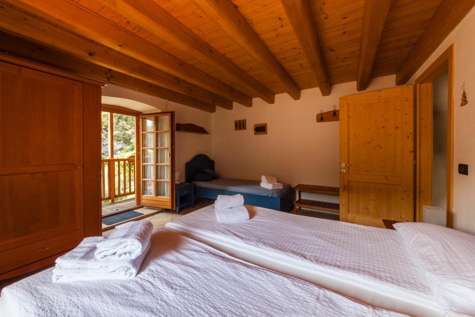 B&B Arlanch 8 Vallarsa Eksteriør bilde